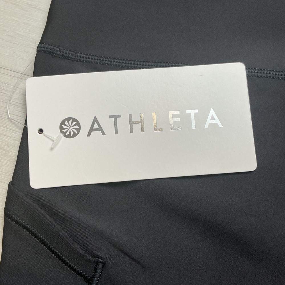 Athleta Interval Stash 7" Short Black XS New With Tags - Picture 6 of 6